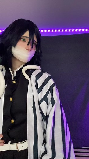 Iguro Obanai Cosplay and Time Inquiry