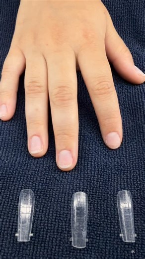 Molde f1/ dual form builder gel . Gel extension easy and natural. . . . . . . . . #nailsnailsnails #naildesigns #hardgelnails #dualforms #gelnailsdesign | Jackie Nail’s