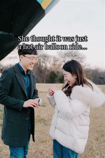 She thought it was just a hot air balloon ride… #proposal #weddingphotographer #weddingproposal