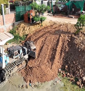 113K views · 1.1K reactions | Truck Dumps, Bulldozer Rules – Backfilling Masterclass | Dozer Tv | Facebook