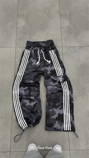 Would you agree?#tracksuit #fashion #streetwear #jogger #baggy | TrackSuit