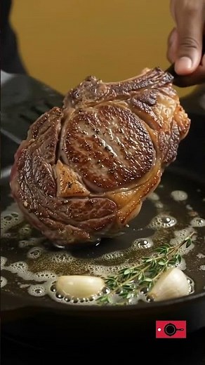 How to Cook the Perfect Butter-Basted Ribeye Steak in a Cast Iron Skillet #shorts