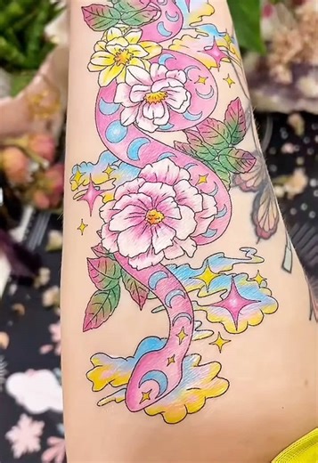 My anti anxiety temporary tattoos are finally getting an upgrade in February! Every single one of my already current and future designs will be available in this new format. That way going forward, those of you who want to colour prior to application, or want to have the ability to play with both options, will have endless designs to choose from to suit your personal style and interests. I really liked how this snake tattoo turned out and the white pencil crayon, as always, helped pull the entir