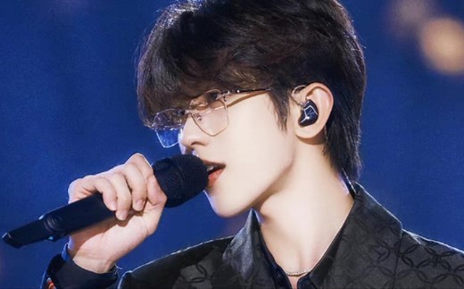 【蔡徐坤】|【cxk】【高能预警】怼脸神颜暴击，美貌持续高能输出