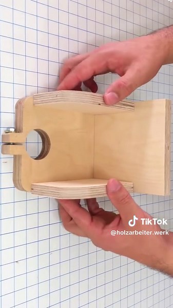 DIY selbstgebaute Bohrmaschine – Bauen Sie eine Säulenbohrmaschine Teil 1 #wood #woodworking #woodturning #machensie #bohrmaschine #säulenbohrmaschine #holzbearbeitung #diy #diywoodworking #woodworkingskills #woodworkinghacks #holzhammer #holzbecher #fyp #foryou #videoviral