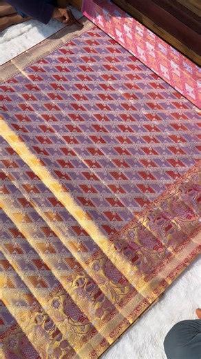 Pavan Sai Silks on Instagram: "Kanchi Pattu saree. This is a handwoven Banarasi Patola Katan silk saree featuring a geometric pattern and a decorative border. How to Order 🛍️ ▫️Inquire: DM us or WhatsApp at +91 7799254547 for price and availability. ▫️Confirm: Secure your piece via Online Payment (No COD). ▫️Details: Share your Name, Phone Number, and Full Address. ▫️Preview: Video call preview available to confirm the exact color! ✅ Product Highlights 📜 ▪️Fabric: Authentic Kanchipuram Handloo