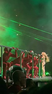 thique hive wya!? Beyoncé Parkwood Entertainment #rwt #renaissanceworldtour #thique #concert | themegamega