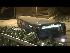 Seattle Drivers in Two Inches of Snow