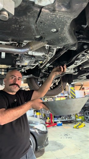 Plastic Oil Drain Plug on New Mercedes-Benz Models – Why It Should Be Replaced at Every Service‼️