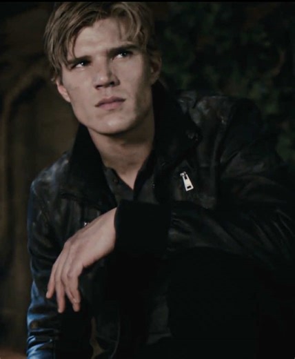 Jake Armstrong in The Secret Circle Edit