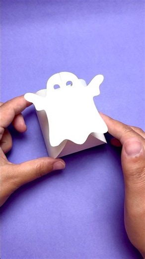 DIY Interlocking Ghost Gift Box with Cricut 👻 | No Glue Halloween Craft! #cricut #halloween2026