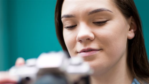 The Sensor Tech That Separates a $2,000 Camera From a $6,000 One