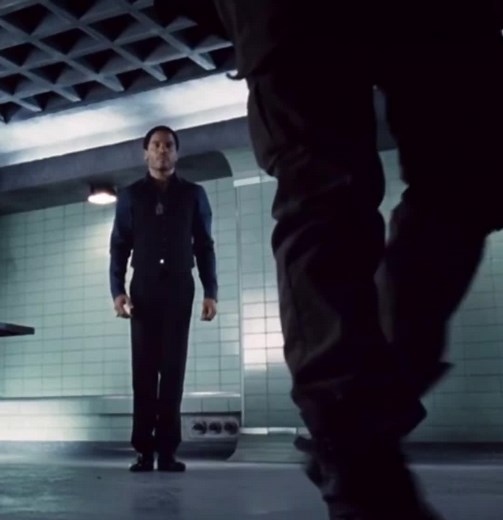 Poor katniss #DealGuesser #fyp #foryou #foryoupage #hungergames #edit #viral #famous #sadedit #sad #katnisseverdeen #cinna #katniss #hungergamesedit