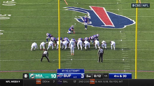 Bass' 49-yard FG cuts Dolphins lead to 10-6 just before halftime