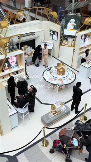 Chanel Pop-Up at Eaton Centre: A Luxury Experience