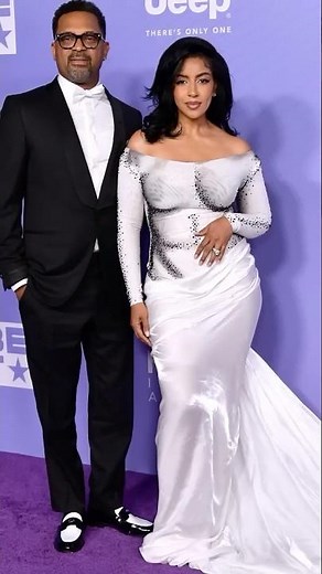 They been married for 5 years Mike Epps and Kyra Robinson