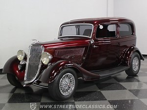 1934 Ford Deluxe