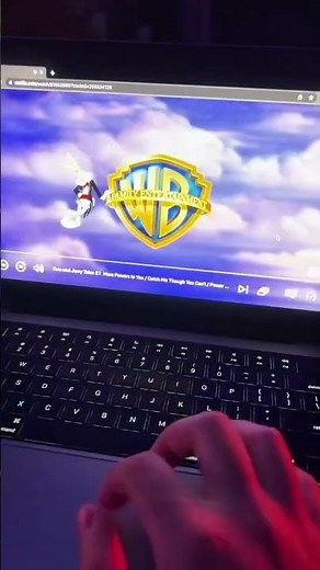 How to Connect Your Laptop to the HighPeak MiniProjector (Tutorial)