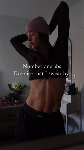 My number one model abs exercise I’ve been doing for years #absworkout #abs #fitnessmodel #bodytransformations #fyp