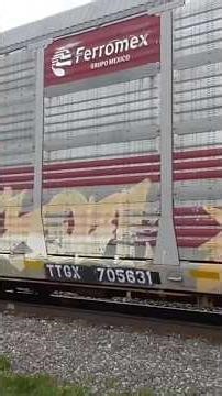 CSX Manifest Mixed Freight Train Leaves Berea, Ohio 4/19/2025 #shorts #csx #train #railroad #csxt