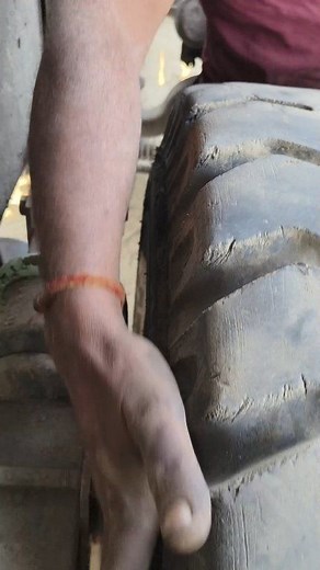 426K views · 5.1K reactions | Rear Leaf Springs Sentarbolt Replace #facebook #reels #automobile #mechanic #trending #viral #truck #like #follow #share #likefollowshare #facebooks #reel #facebookpost #facebookreelsviral #automotive #kamani #leafspring #reels #video #mechaniclife #spring #bushing | Ashok Kumar | Facebook