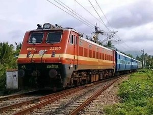 பாண்டியன் எக்ஸ்பிரஸ் ரயில் நடை மேடை மாற்றம் விவகாரம்: விளக்கம் அளித்த தெற்கு ரயில்வே!