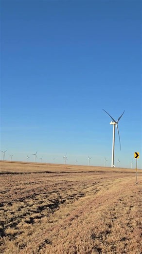 What do wind turbines sound like ? find out here #windenergy #satisfyingsounds #satisfyingvideos