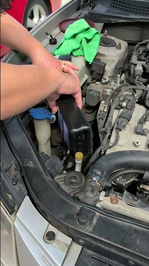 Pumping out old power steering fluid from 2007 Hyundai Sonata V6 3.3 Limited model