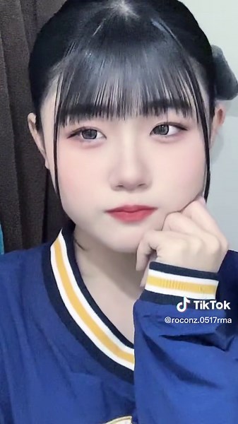 鎖骨にホクロがある理由と魅力