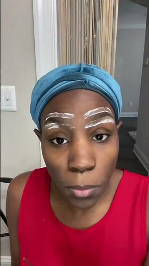 How to clean up your EYEBROWS with NAIR ! 😳🫣 #howto #nair #eyebrows #diy #howtoeyebrows #shorts