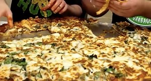 11.5LBs PIZZA 🤯 Time For A Duo Challenge With Beard Meats Food