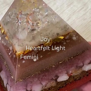 Orgonite Pyramid - Halo Bloom - | EMF Protection, Quartz & Copper, Meditation Tool - Etsy