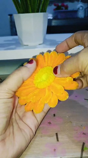 Tutorial bunga matahari goyang🥰 #bungakawatbulu | Umi Rara