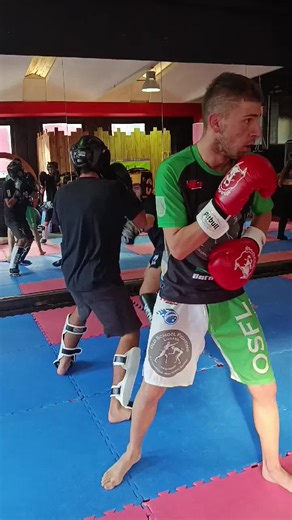 Video di fabio (@fabiocombatevolution) con Black Betty - Braaheim