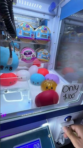 Hidden Rare Gold Dumpling #viral #clawmachine #arcade #squishy #dumpling #mysterydumpling