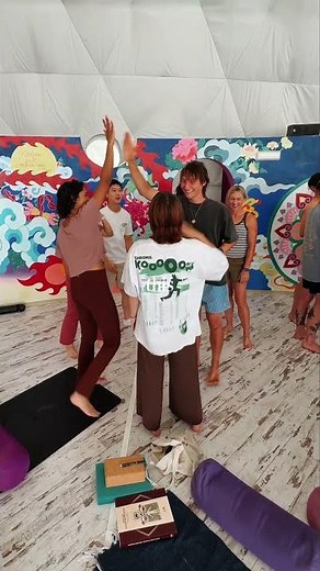 What Really Happens at a Yoga Teacher Training ✨