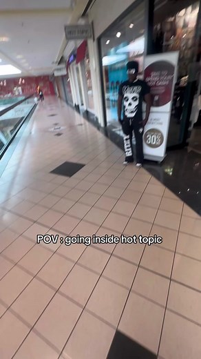 😂😂😂😂it be so creepy in there #fyp #foryoupage | Hot Topic