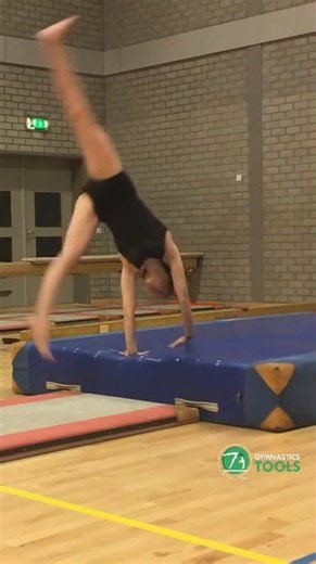 Fix cartwheel hand placement with 1 line