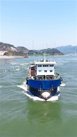 How Can Such a Heavy Ship Float? 😳🚢 #shorts #howshipwork #ship #ocean #subscribe