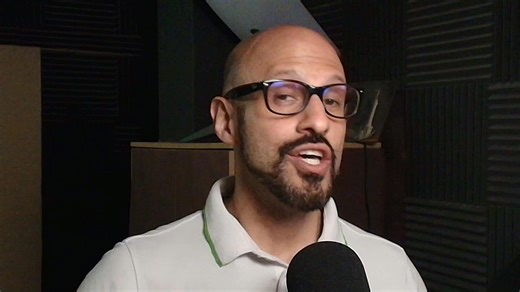 Inspired by the winning entries of the 2024 Animation at Work Contest, Mark Diaz shares how he combined Cartoon Animator 5 and iClone for 2D animation. Watch the video and discover 9 amazing animation techniques with a seamless workflow! https://reallusion.software/yht #animation #howtoanimate #animationtips #LearnToAnimate #CartoonAnimator #iClone #2DAnimation | Garry Pye Cartoon Animator | Facebook