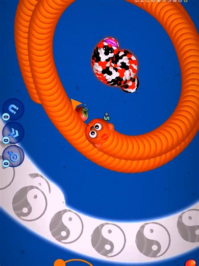 Worms Zone 🐍 Magic Gameplay 💪 #shorts #snakegame #saampwalagame #wormszone #games #op #fyp