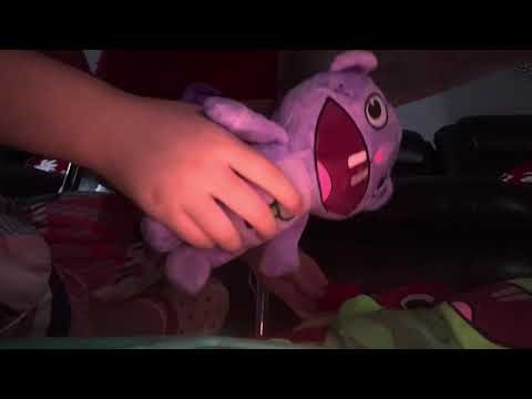 Sleepover on Russell’s boat! - HTF plushies #plushies #htf #funny