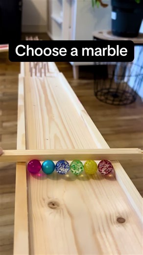 🏁 Course de billes 🔥 Qui va gagner ? 😱 👉 Abonne-toi pour la prochaine !#marble #asmr #satisfyingvideos #asmrvideos