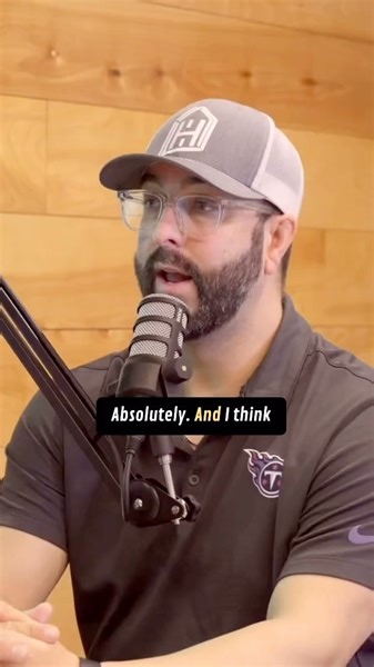 Uncover the secrets of networking in real estate in our latest episode! Learn how building connections across various cities and backgrounds isn’t just about transactions, but about building a community that empowers and inspires. Ready to expand your network and grow in the industry? Click the link in our bio to watch the full episode! 欄 #realestatenetworking #communitybuilding #thewincrewjourney | The Win Crew - Real Estate Team | Facebook