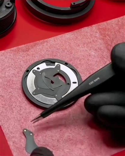 How does camera lens shutter speed and Aperture mechanism works. #trendingpost #camera #Sony #cannon #technology #gadgets | The World Of Trending Gadgets