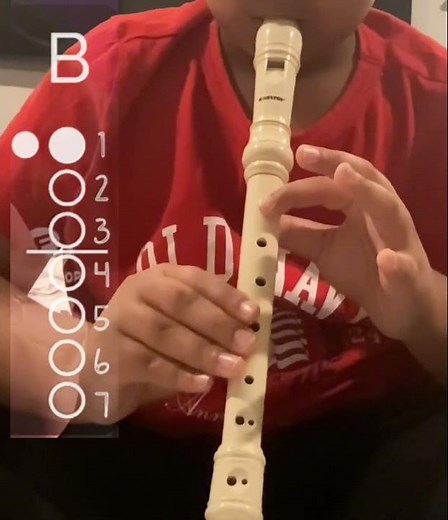 How to play eye of the tiger on recorder