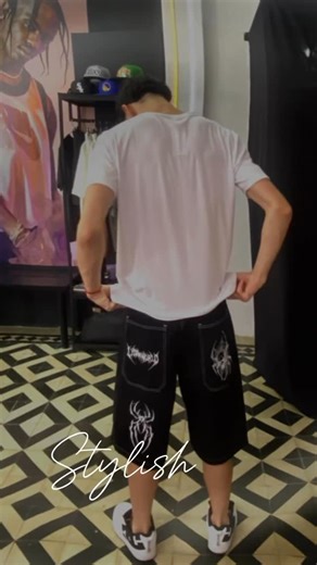 Try Outs Shop on Instagram: "OUTFIT 💣"