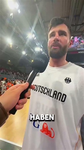 Ist im DBB-Team wirklich alles nur Spaß? Leon Kratzer antwortet! #dbb #fibawc #basketballdeutschland