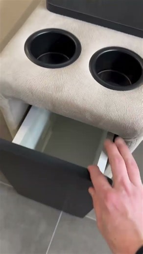 MESSINA IV Cette vidéo vous permet de découvrir le canapé comme si vous étiez en magasin