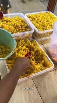 1 telor campur makaroni dibikin nyemek !!! 10ribu seporsi #streetfood #viral #shorts